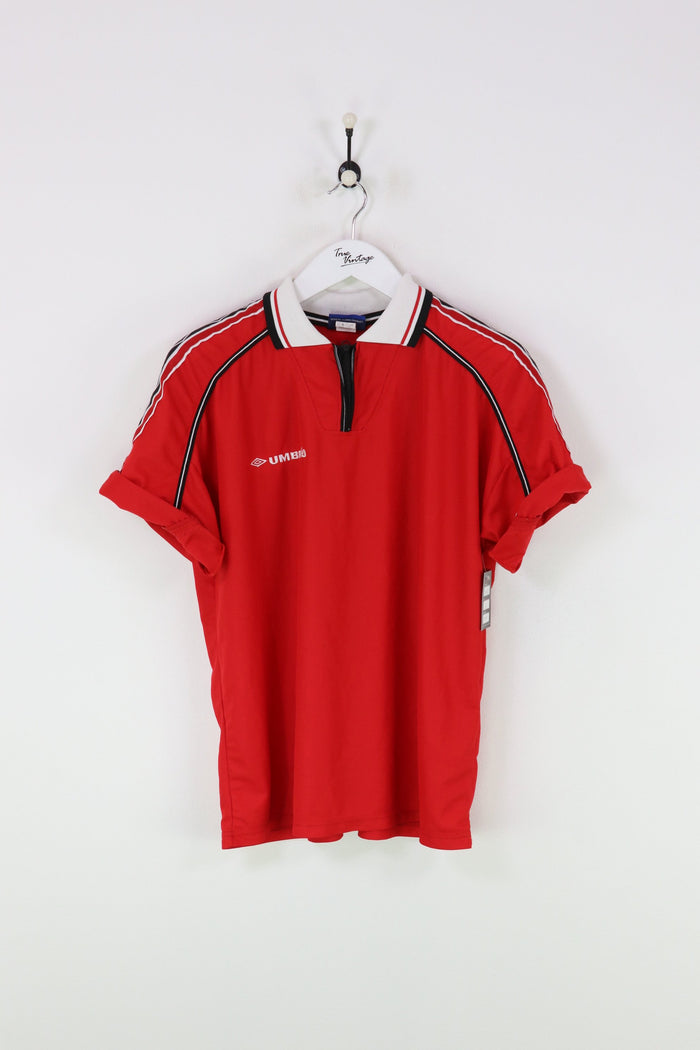 Umbro Football Shirt Red Large