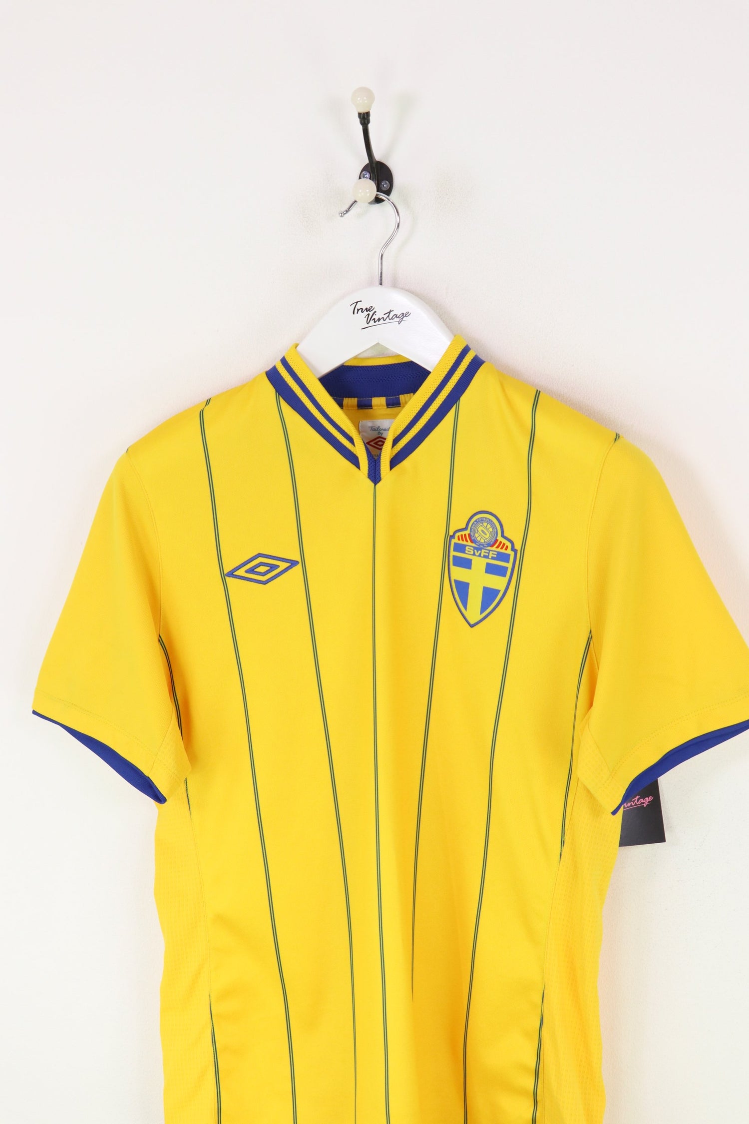 Umbro Sweden Football Shirt Yellow Medium